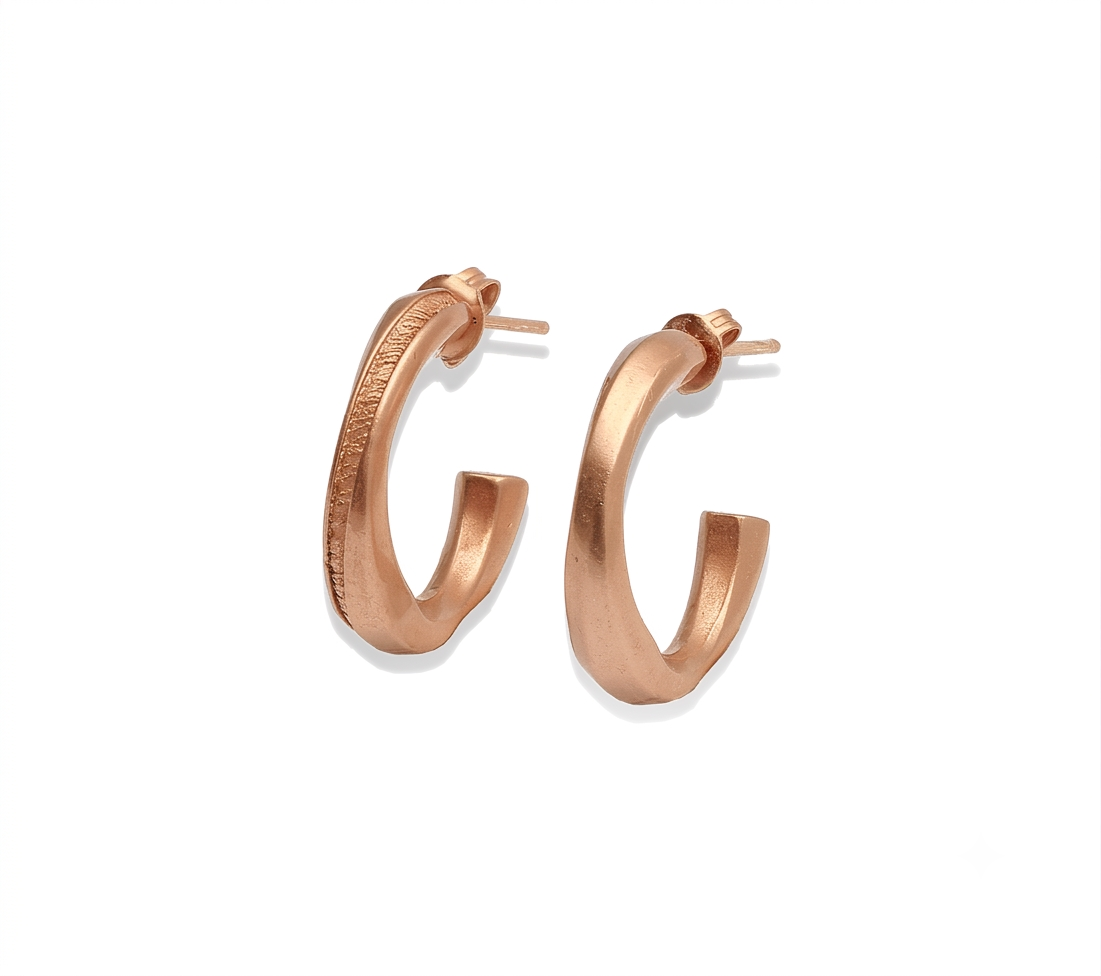 Orecchini Origine in bronzo oro rosa, collezione Essenza di Tiziana Piola