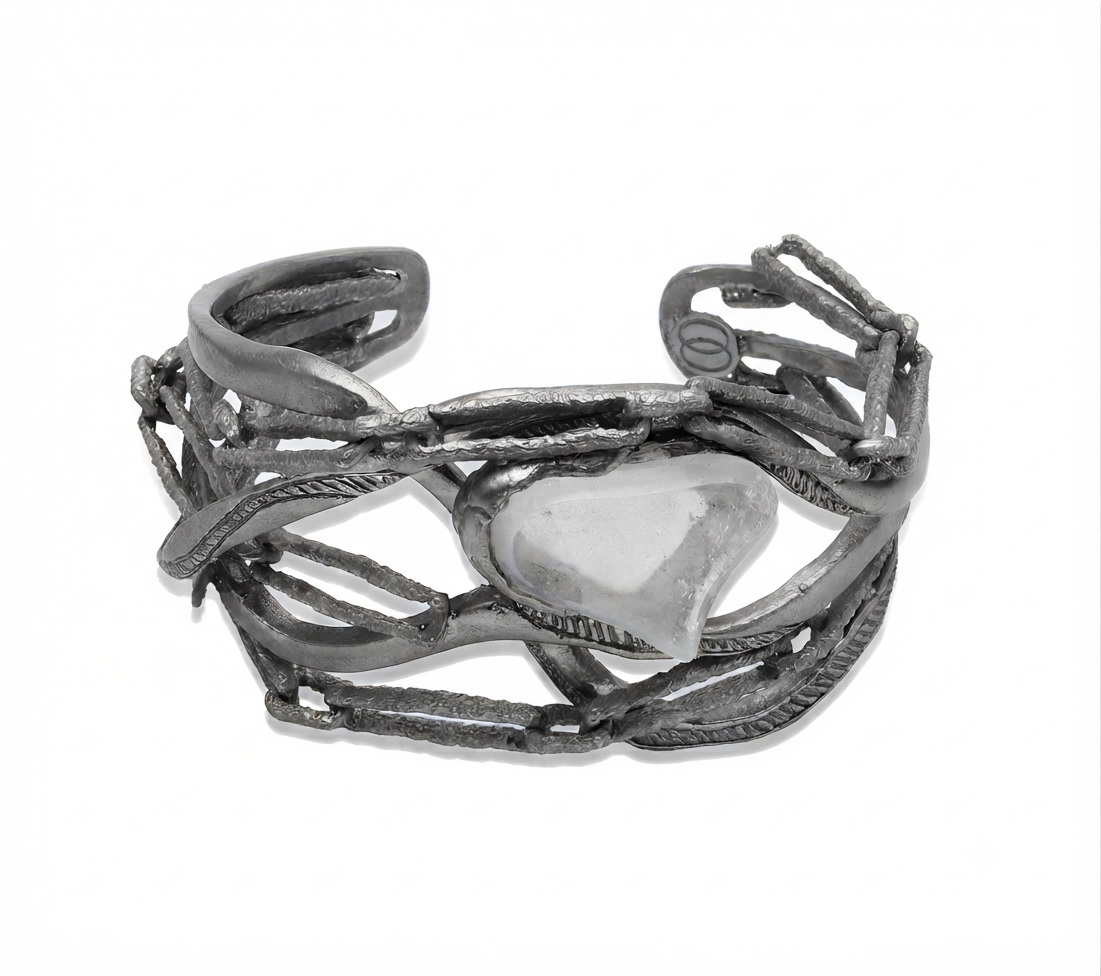 Bracciale Onda in argento 925 invecchiato con Cristallo di Rocca, collezione Intrecci di Tiziana Piola